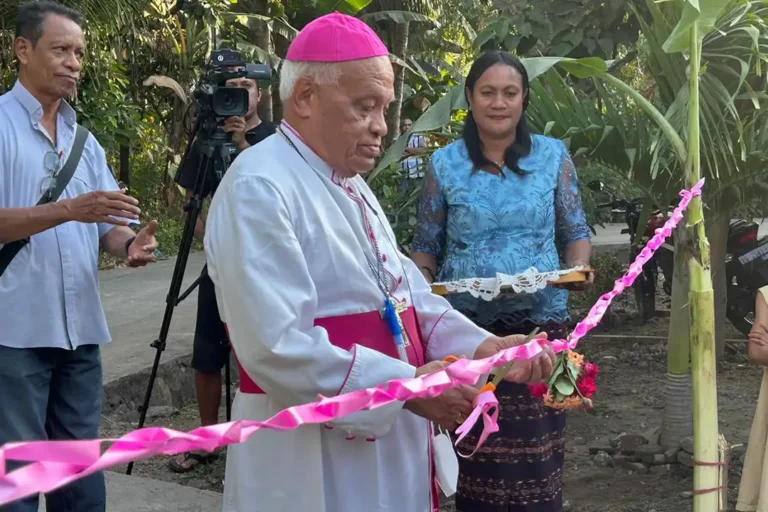 Paroki Santo Yosep Waikilok