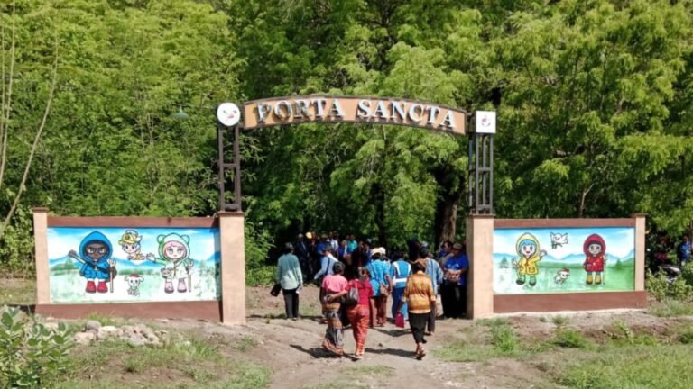 Wato Miten - Bukit Doa